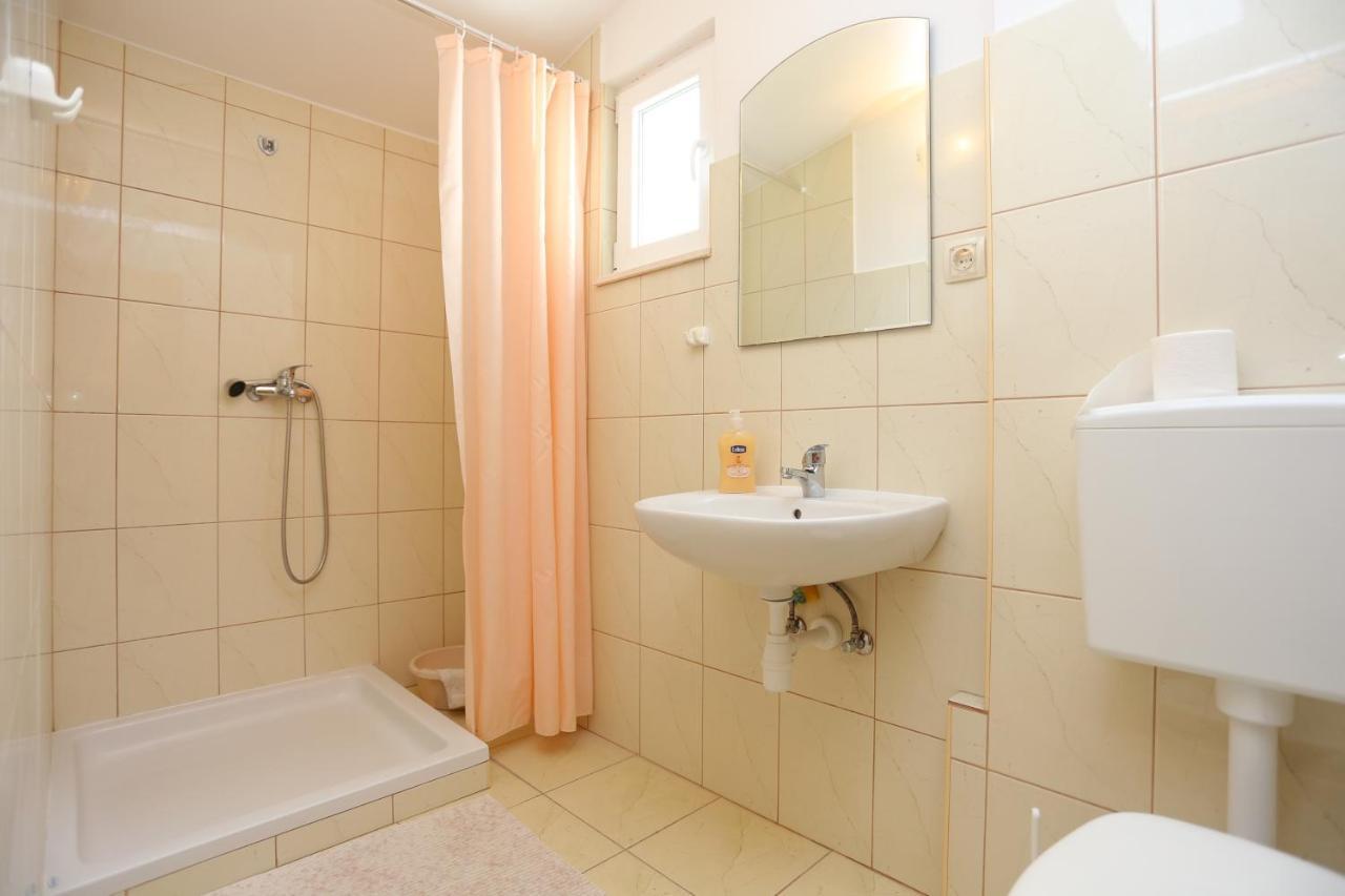 Apartment Nemira 17039A Tice Kültér fotó